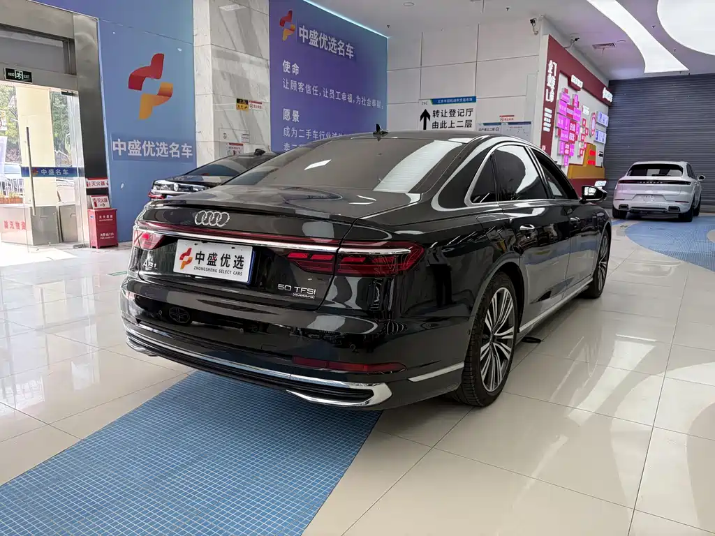 Audi A8 — миниатюра 4