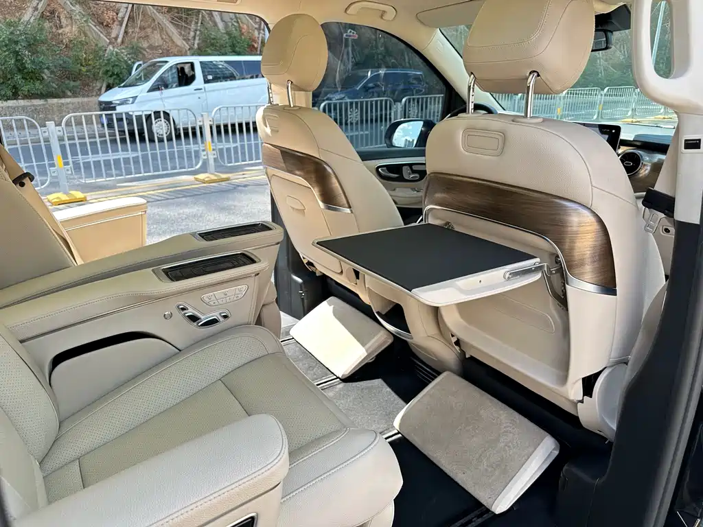 MERCEDES-BENZ V CLASS