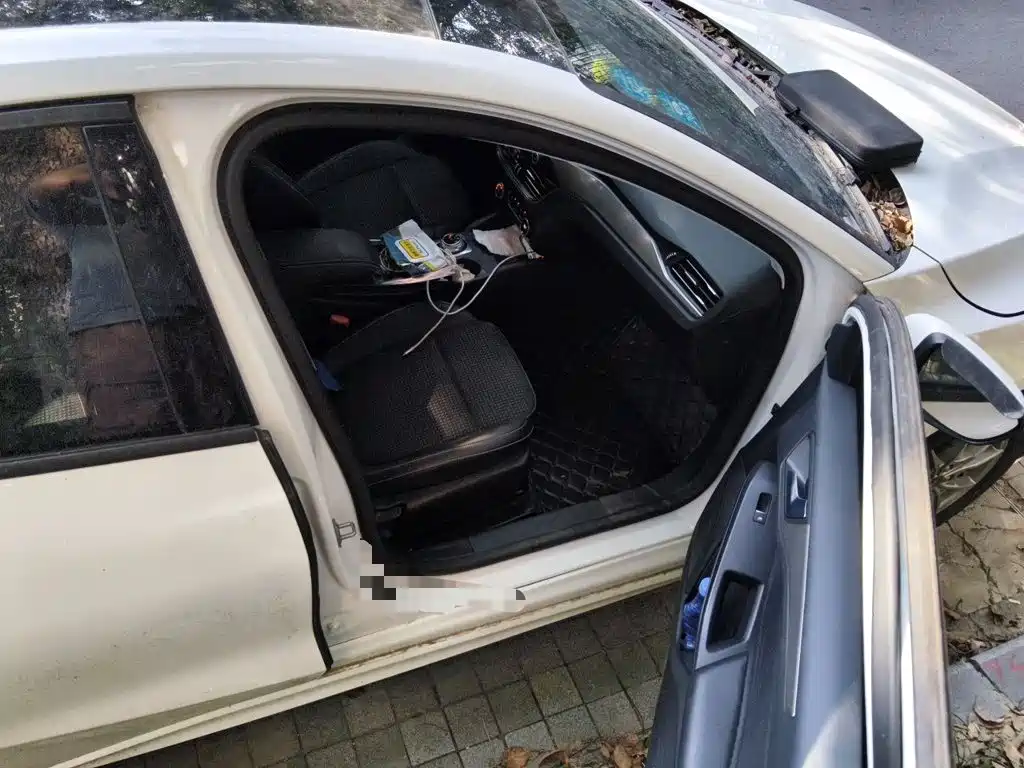 Ford Focus — миниатюра 17