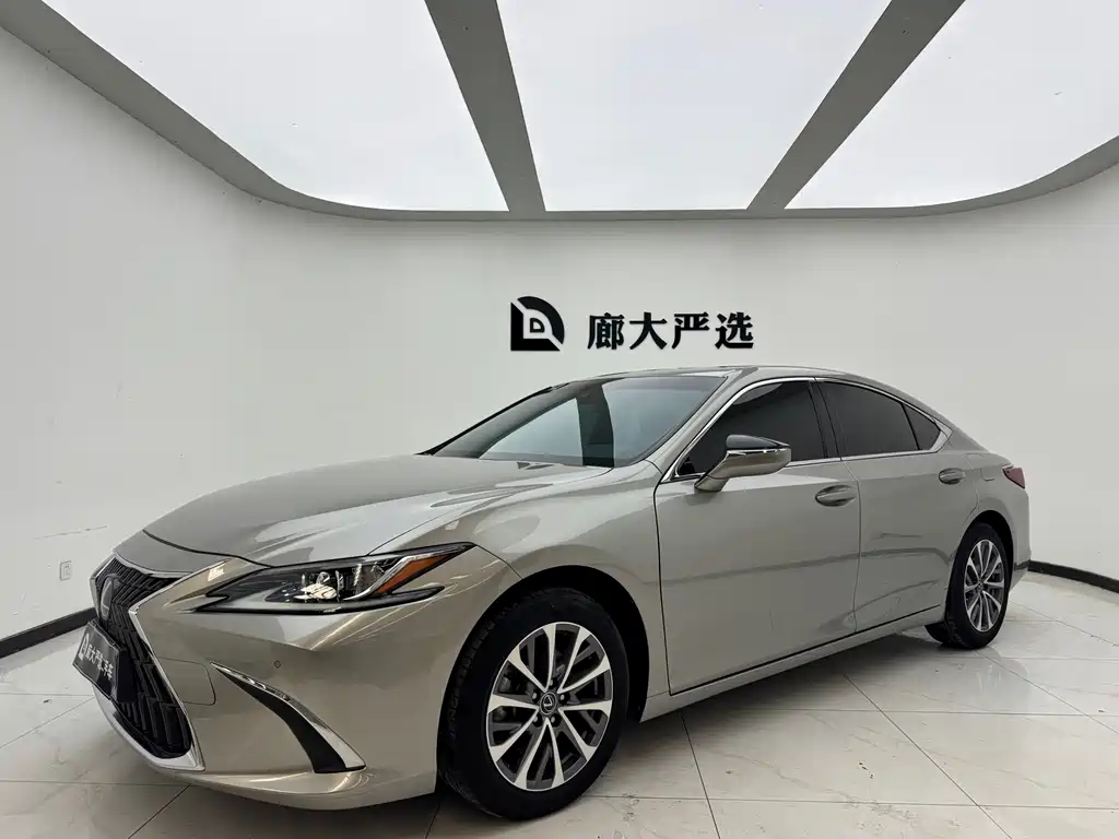 Lexus ES 2022 200 Excellence Edition