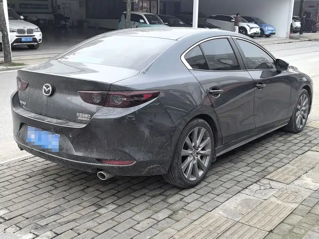MAZDA 3 ANGKESAILA