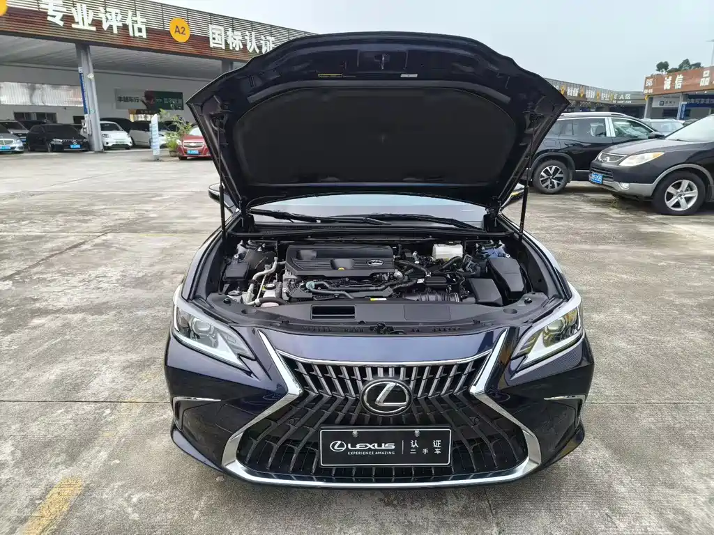 Lexus ES — миниатюра 4