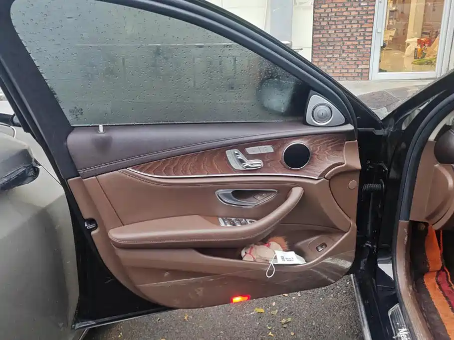 Mercedes-Benz E-Class E 2020 E 300 L Fashion