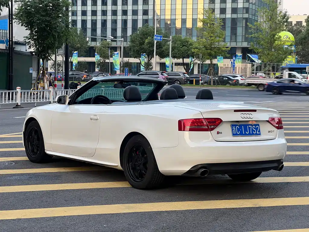 Audi A5 (Import) — миниатюра 12