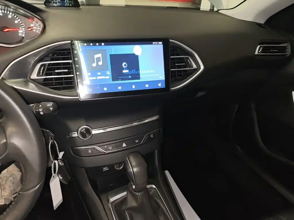 Peugeot 308S — миниатюра 13