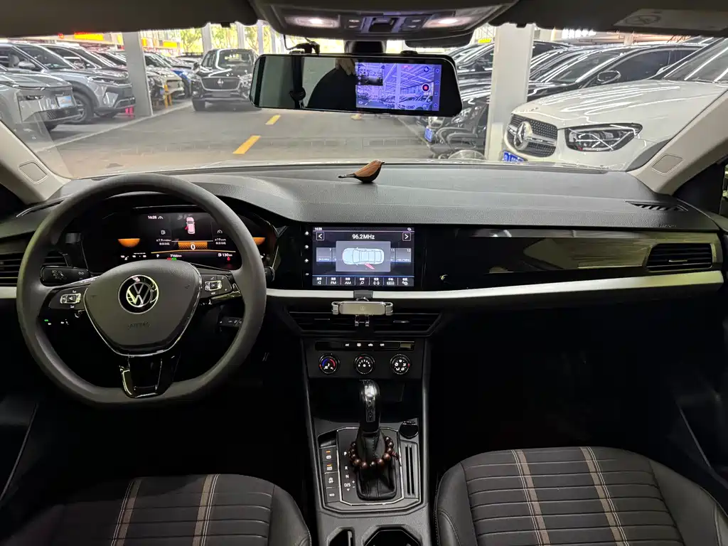 Volkswagen Lavida — миниатюра 12