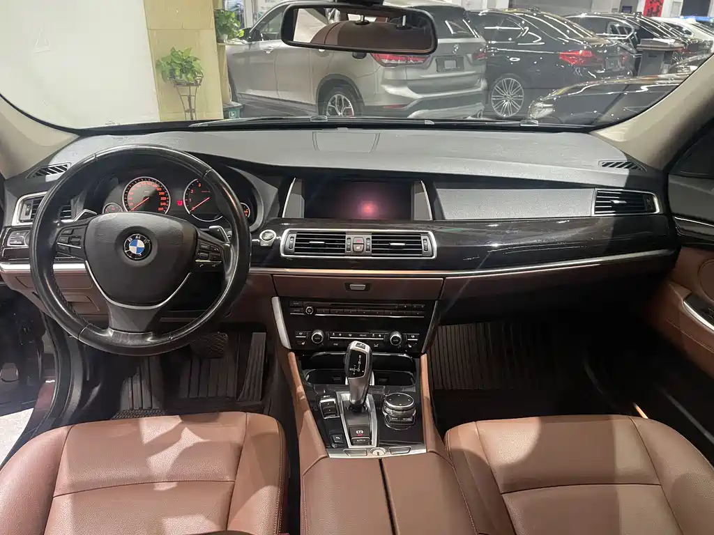 BMW 5 SERIES GT
