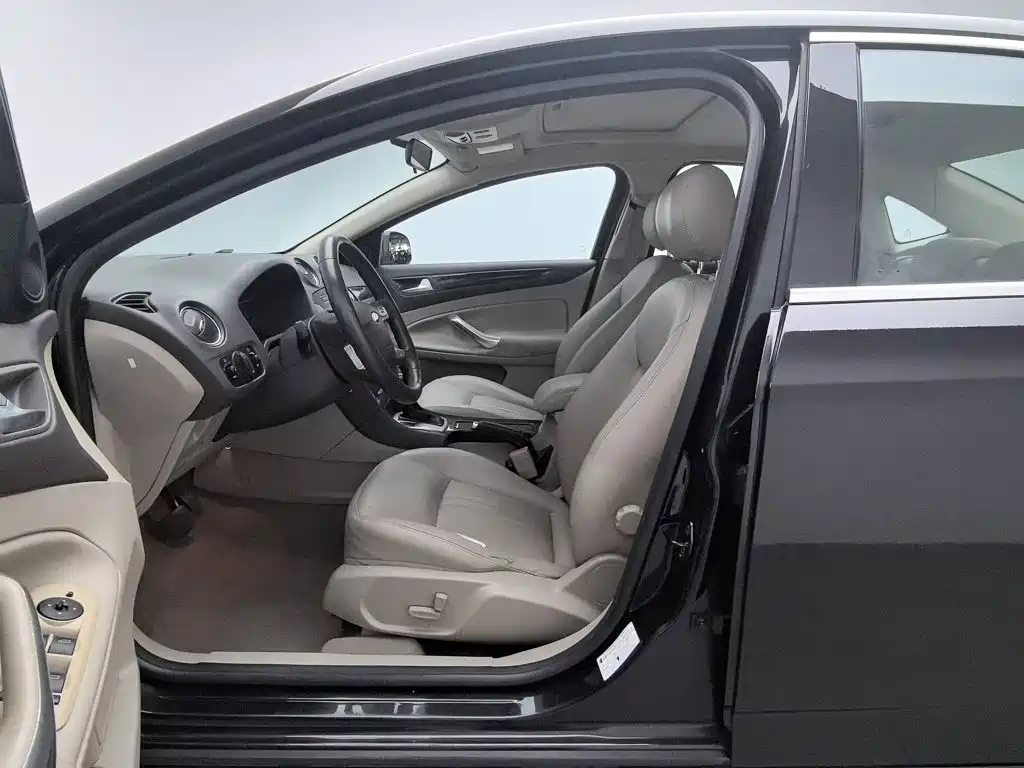 Ford Mondeo Zhisheng — миниатюра 10