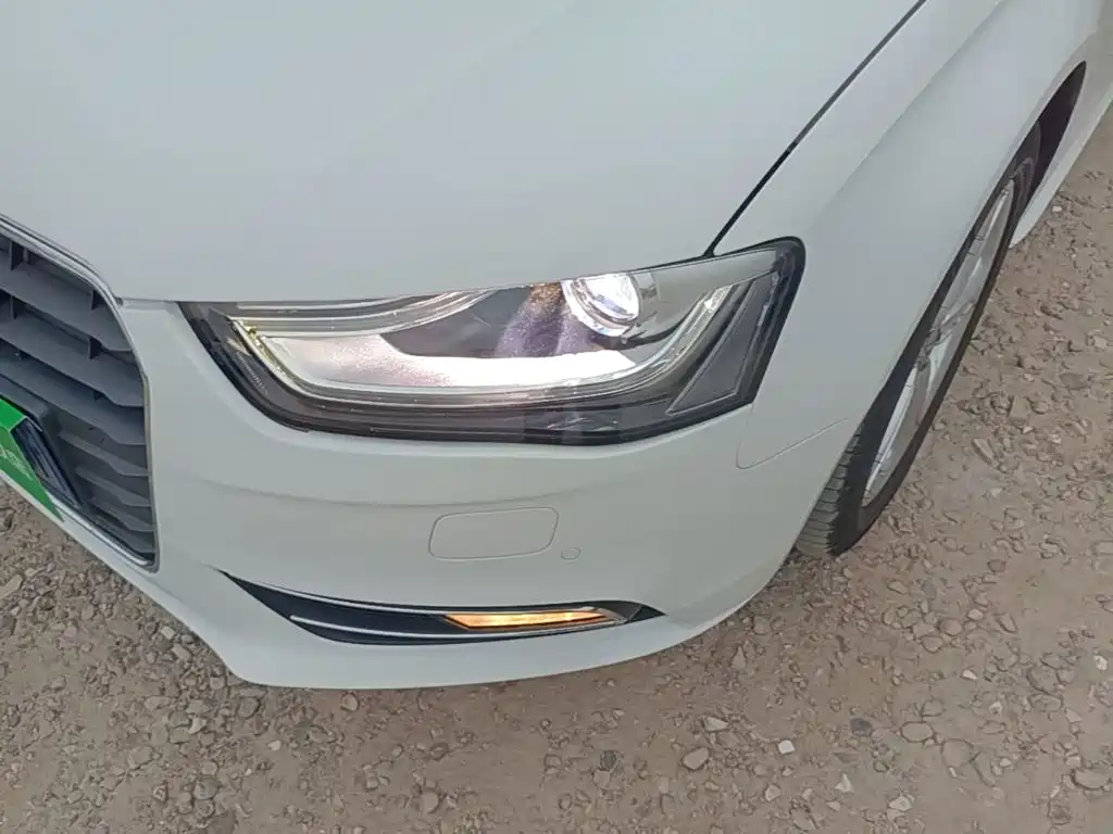 Audi A4L — миниатюра 24