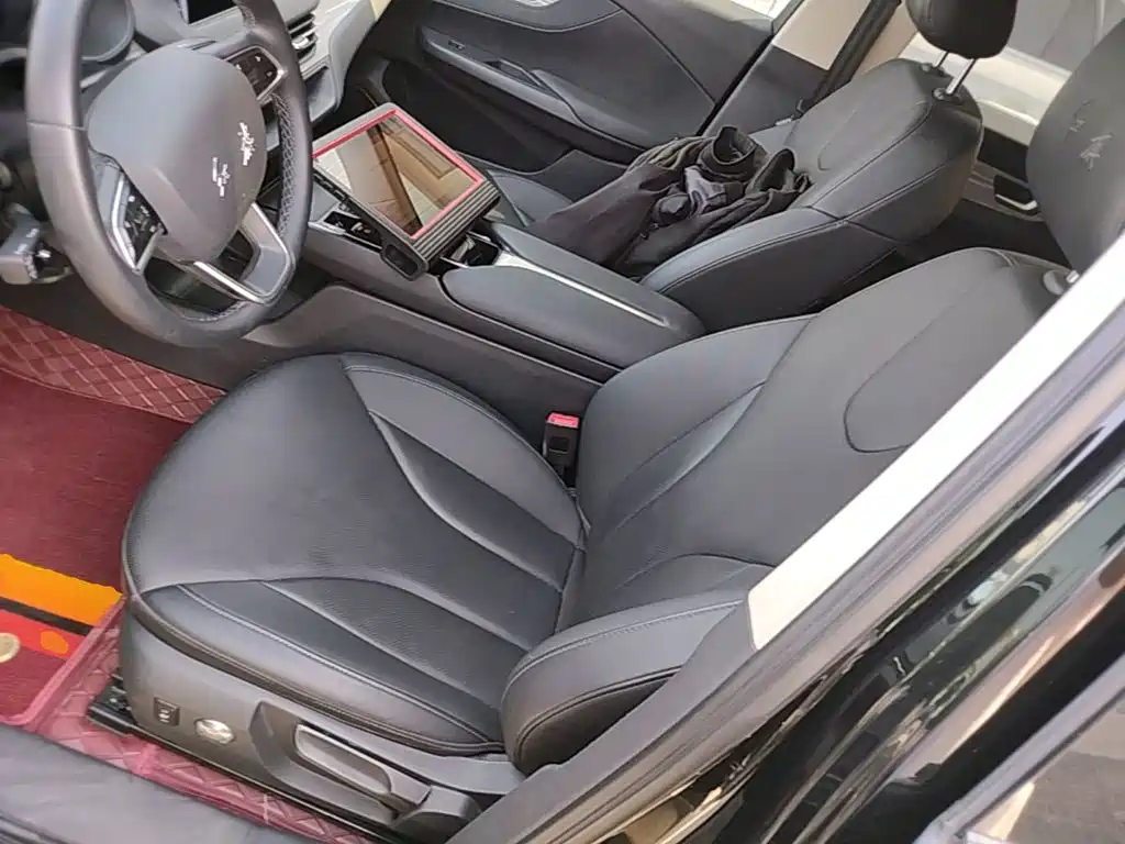 Hongqi Hongqi E-QM5 — миниатюра 15