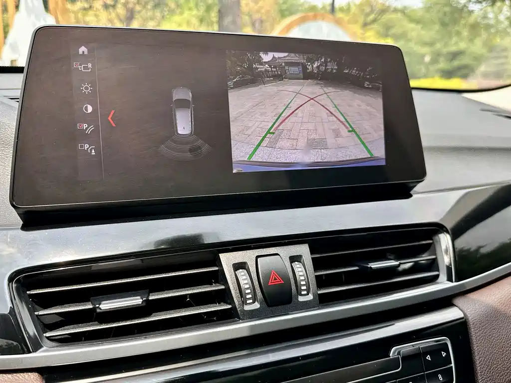 BMW X1 — миниатюра 14
