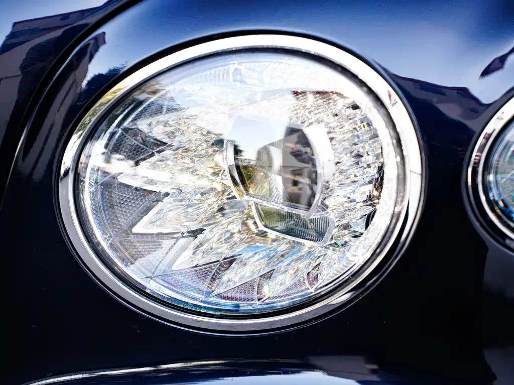 Bentley Flying Spur — миниатюра 12