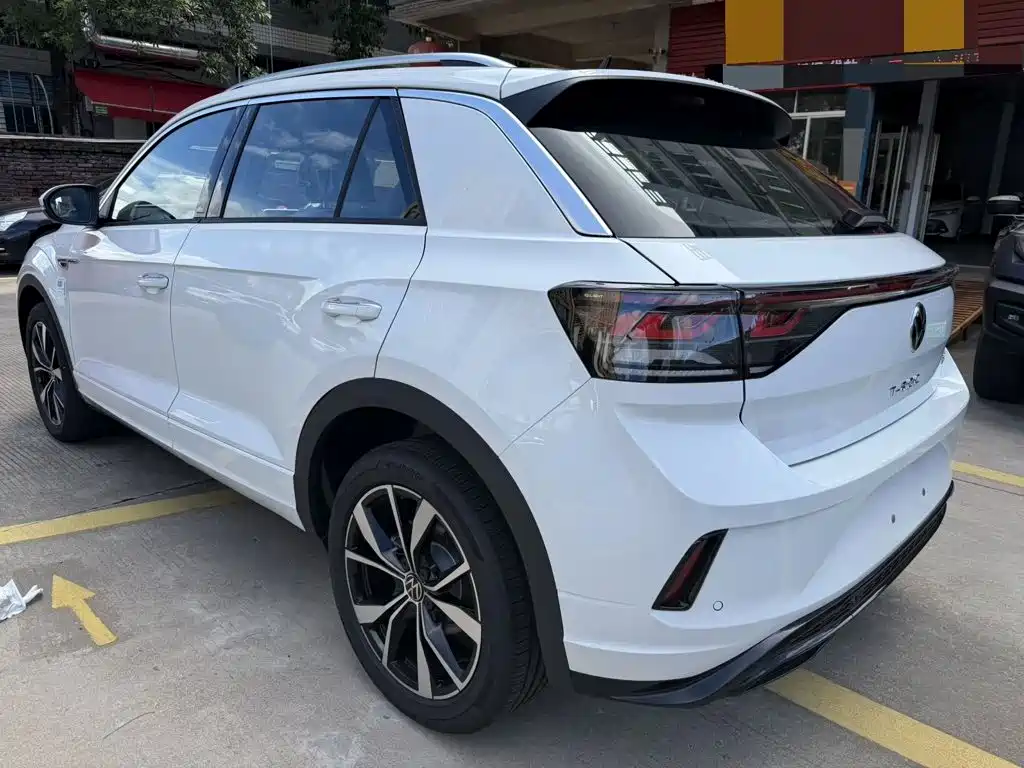 Volkswagen T-Roc — миниатюра 9