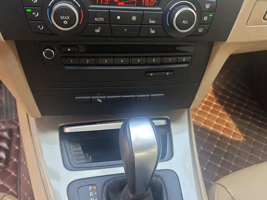 BMW 3 Series — миниатюра 12