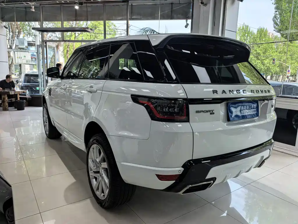 Land Rover Range Rover Sport 2020 3.0 L6 HSE DYNAMIC
