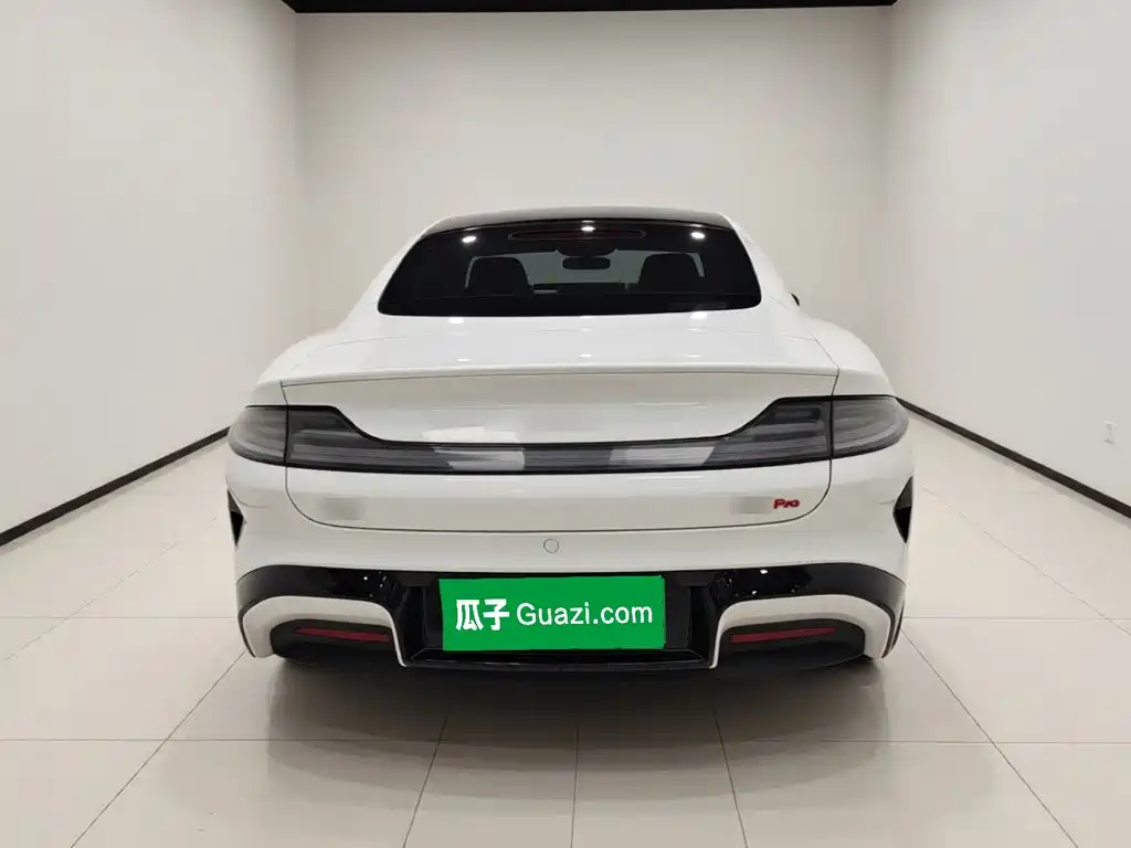 Xiaomi SU7 — миниатюра 5