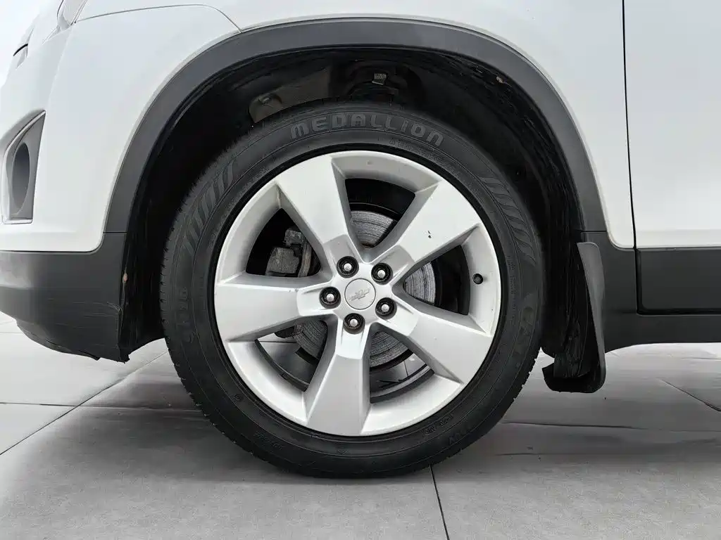 Chevrolet Trax — миниатюра 17