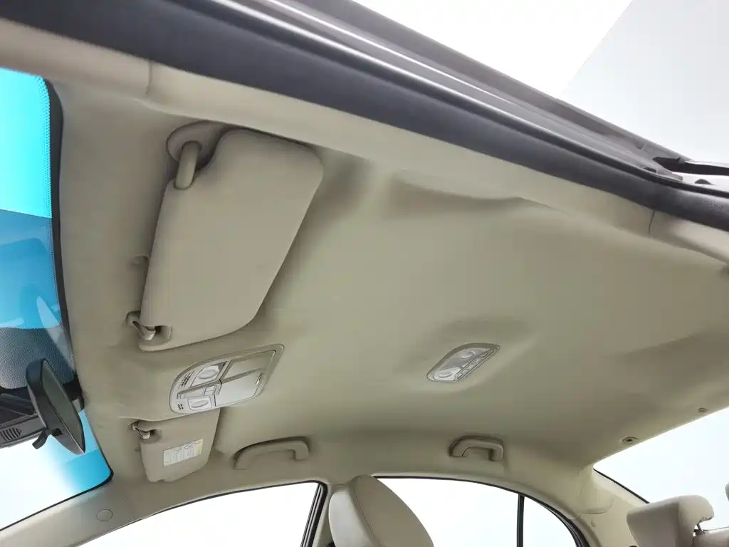 Geely Emgrand — миниатюра 14