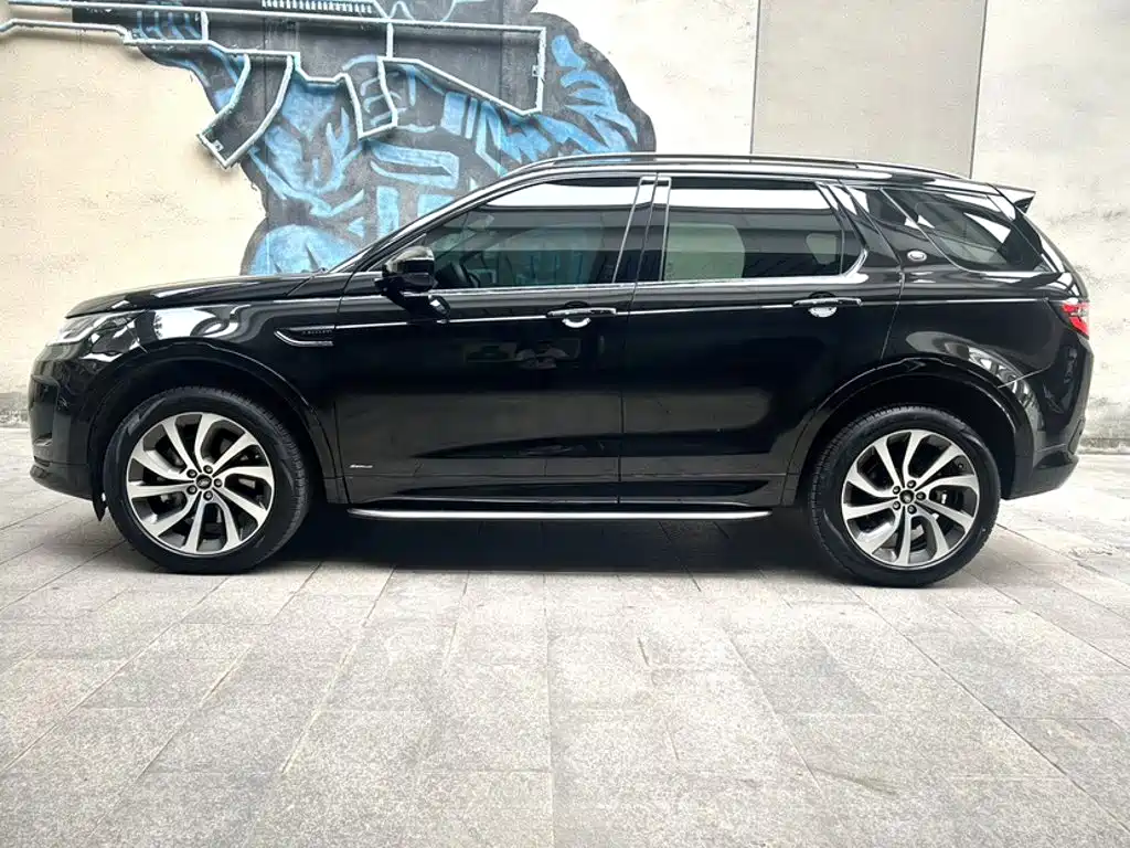 Land Rover Discovery Sport — миниатюра 25
