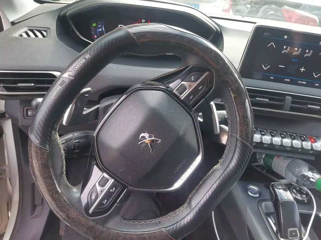Peugeot 5008 — миниатюра 3