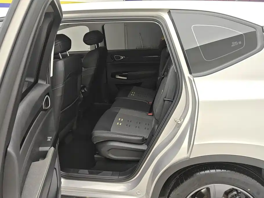 Baojun RM-5 — миниатюра 11