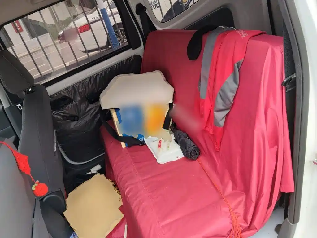 Wuling Hongguang EV — миниатюра 13