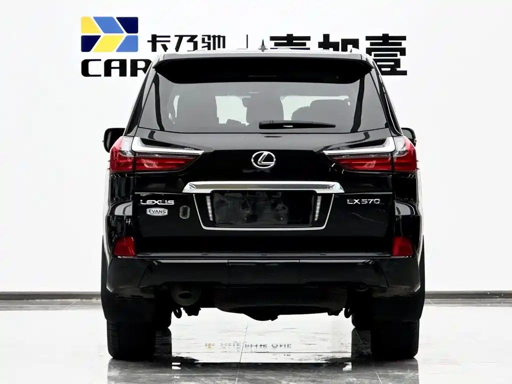 Lexus LX — миниатюра 5