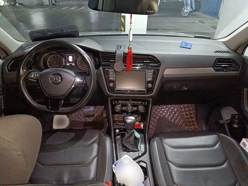 Volkswagen Tiguan L — миниатюра 13