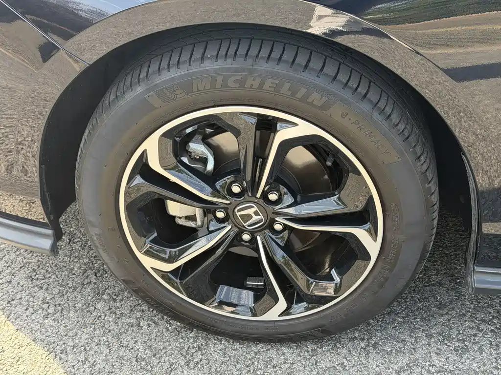 Honda Accord — миниатюра 17