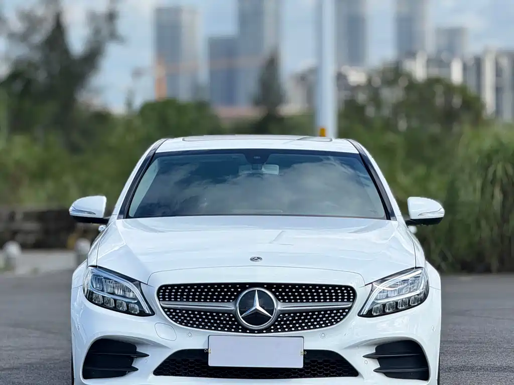Mercedes-Benz C-Class — миниатюра 2