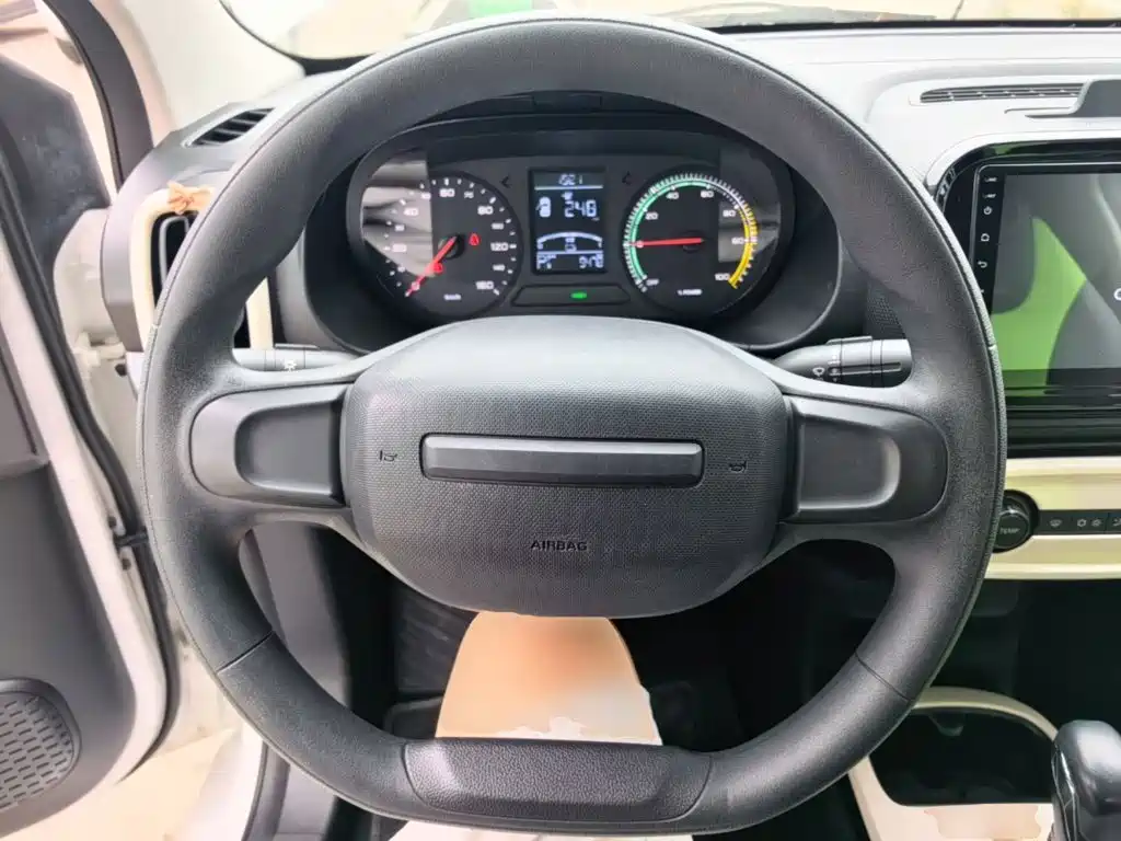Roewe Clever — миниатюра 11