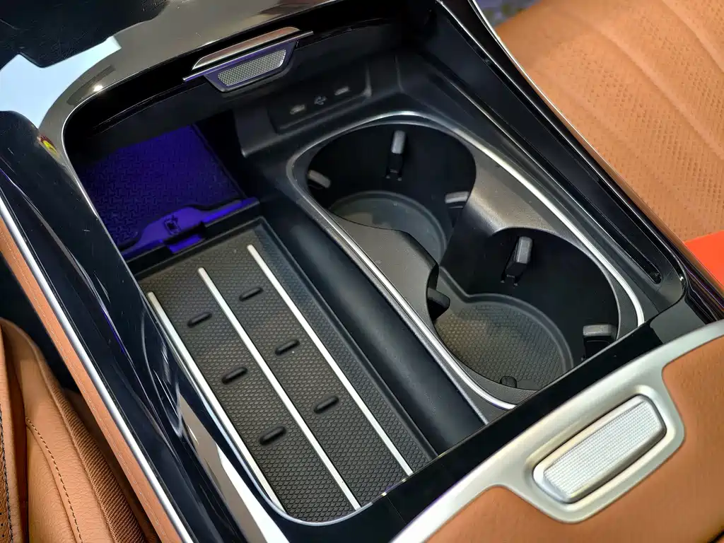 Mercedes-Benz S-Class — миниатюра 19