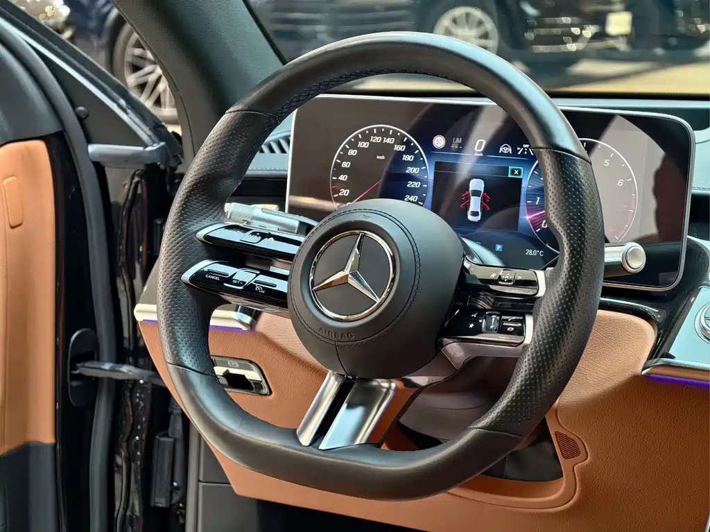 Mercedes-Benz S-Class — миниатюра 23