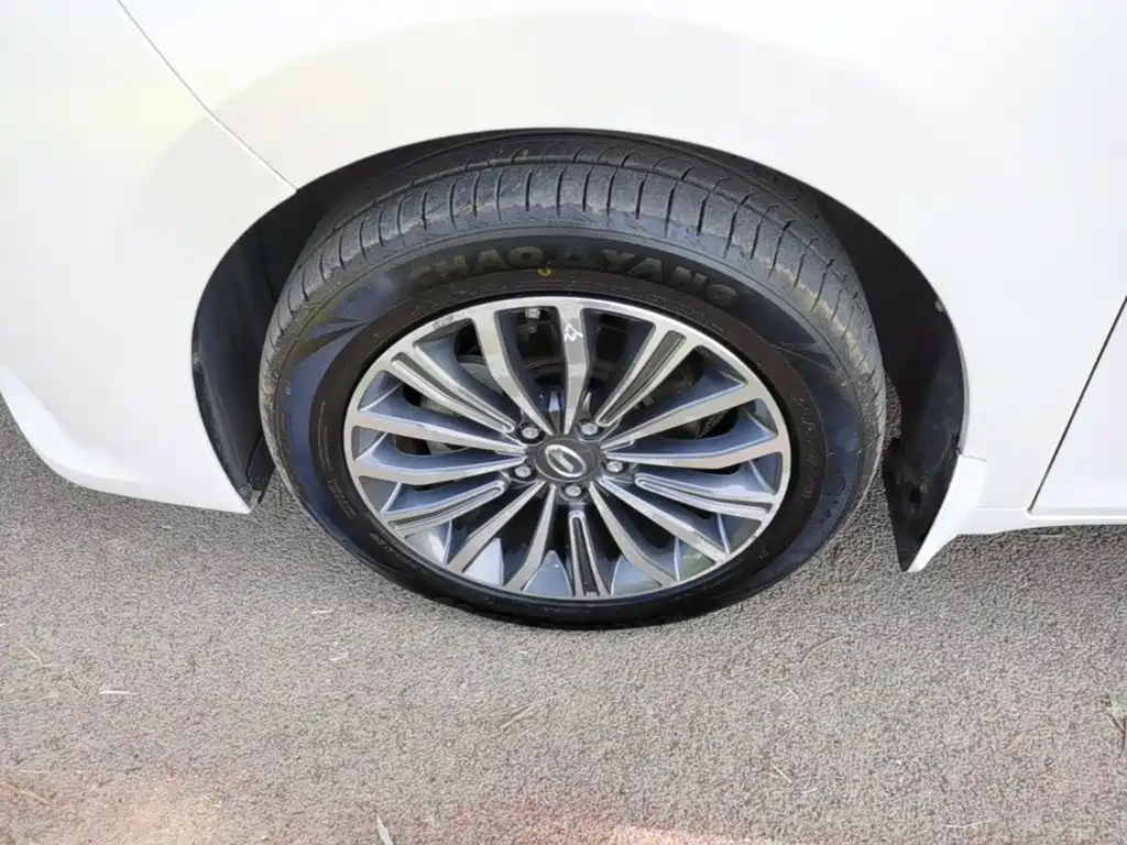 GAC Motor Trumpchi M6 — миниатюра 23