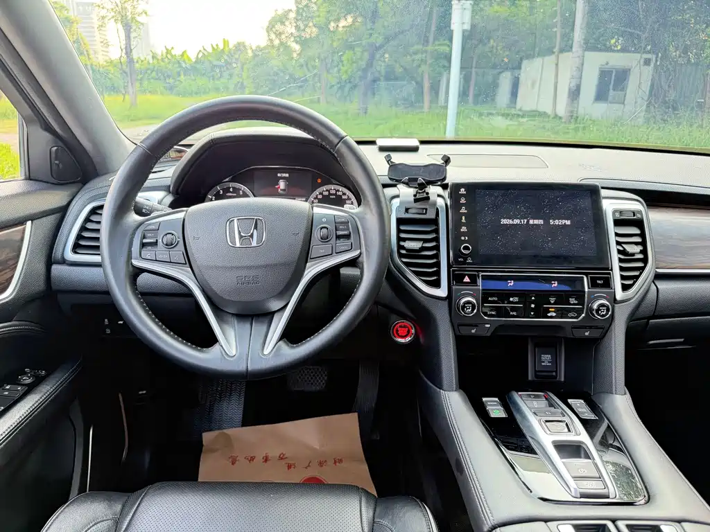Honda UR-V — миниатюра 9