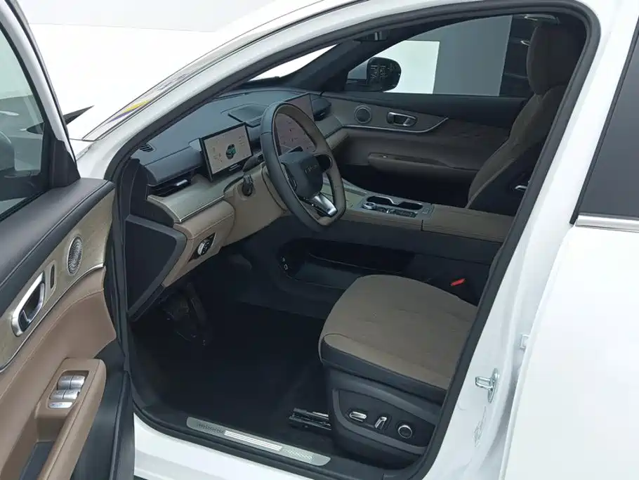 Chery Tiggo 8 PLUS — миниатюра 9