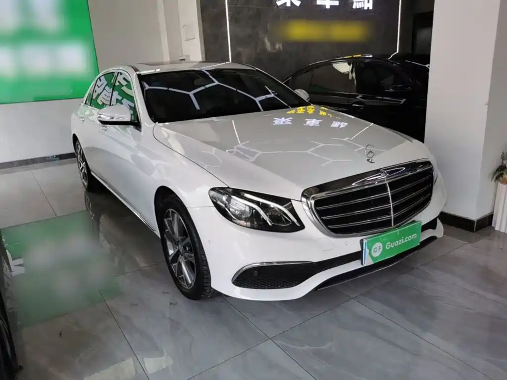 Mercedes-Benz E-Class — миниатюра 4