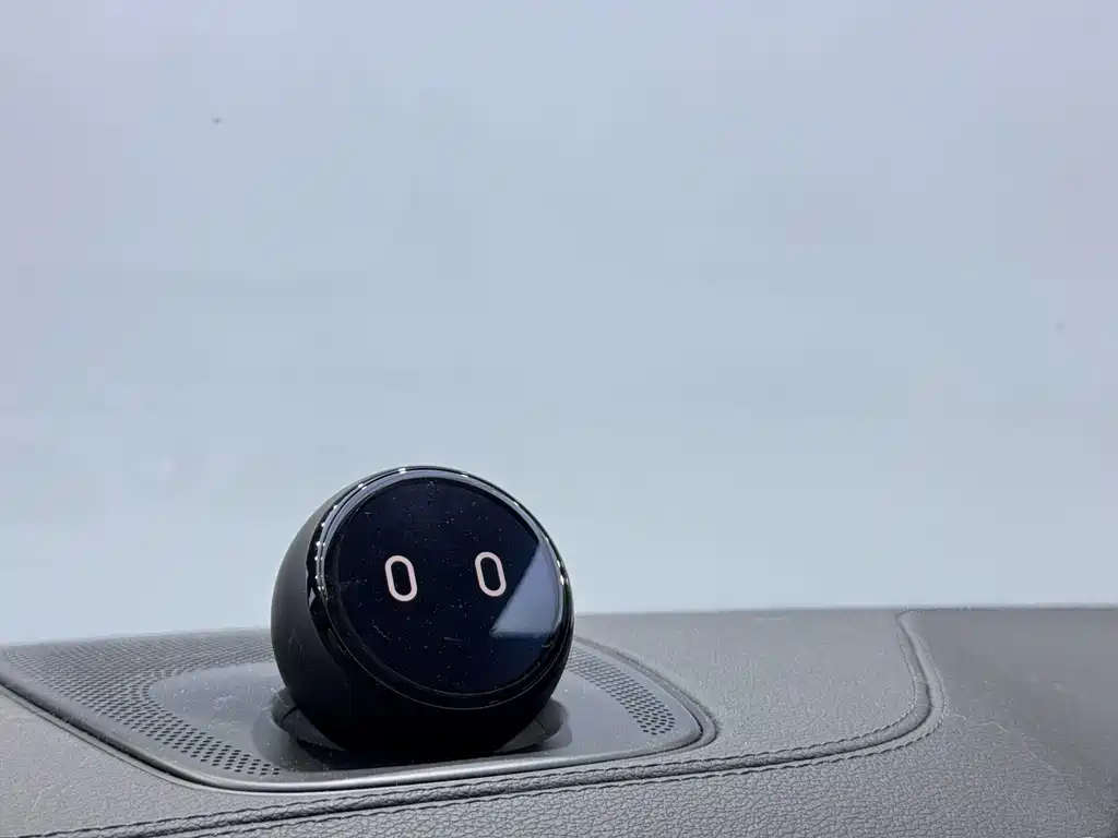 NIO ES6 — миниатюра 12