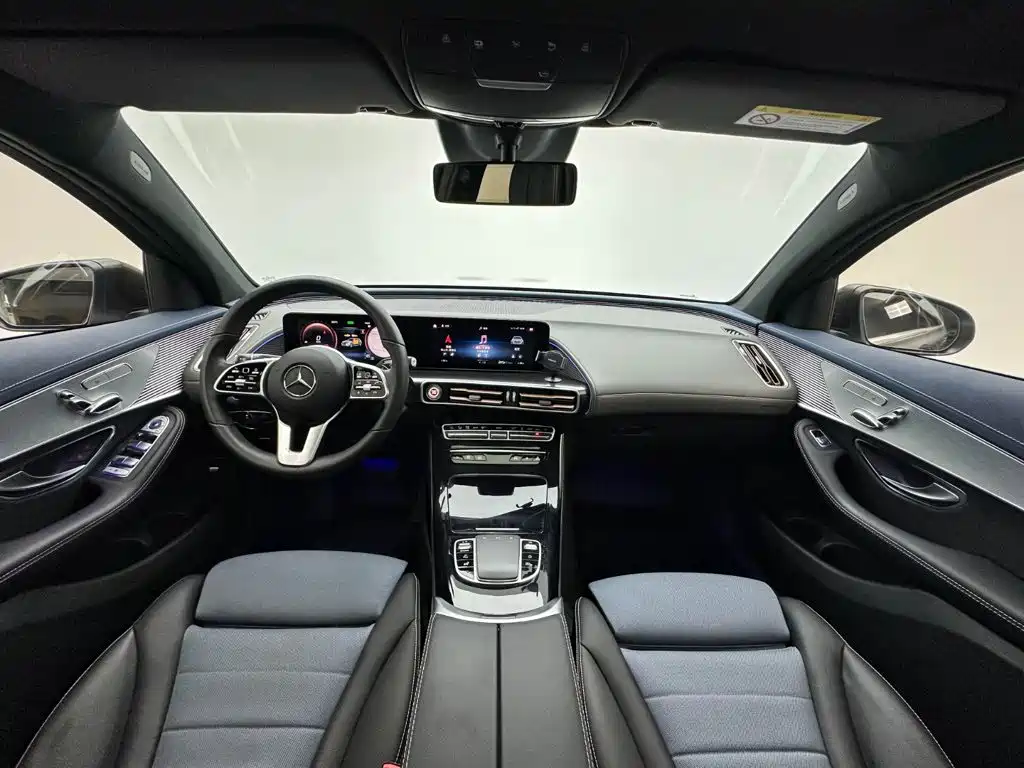 Mercedes-Benz EQC — миниатюра 20