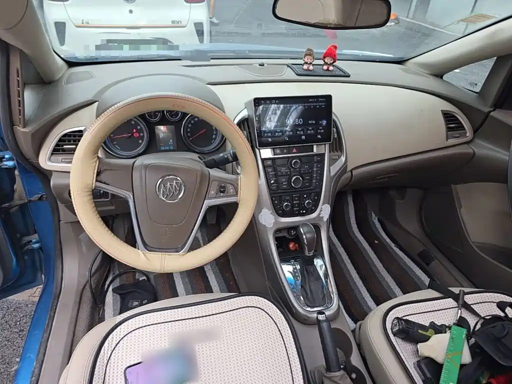 Buick Excelle — миниатюра 10