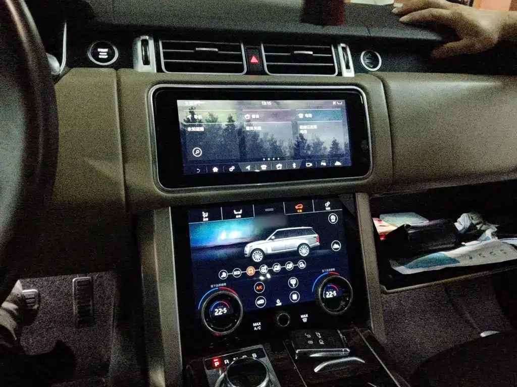 Land Rover Range Rover — миниатюра 6