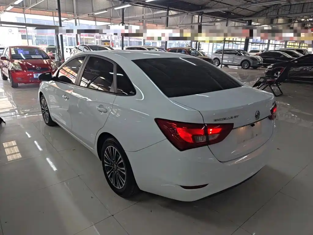Buick Excelle — миниатюра 5