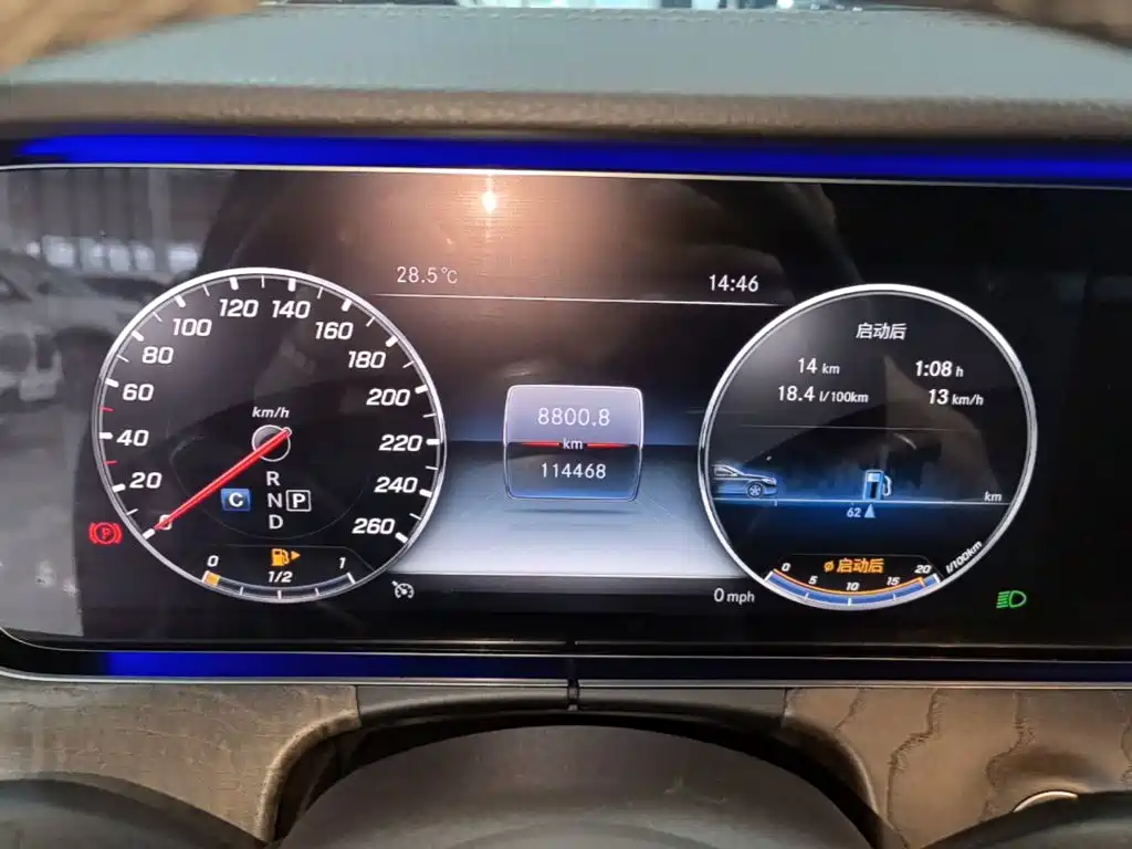 Mercedes-Benz E-Class — миниатюра 12