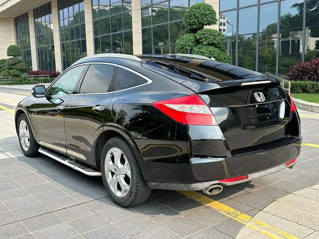 Honda Crosstour — миниатюра 8