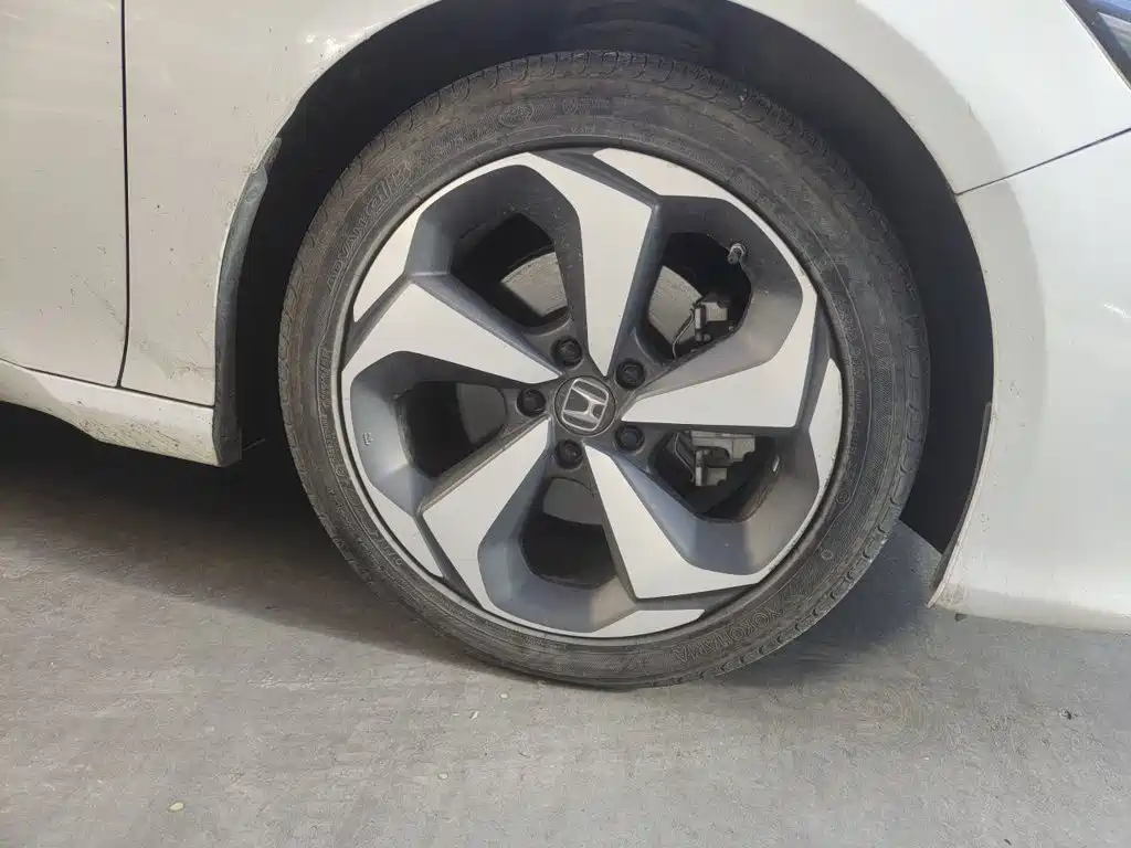 Honda Inspire — миниатюра 8