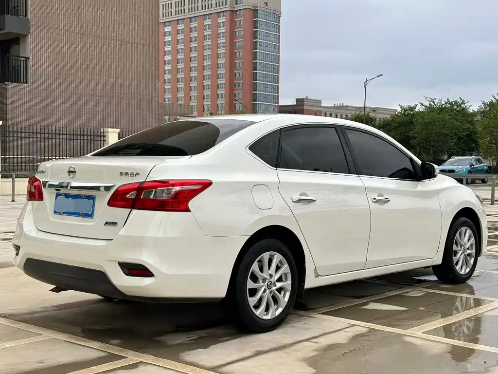 Nissan Sylphy — миниатюра 5