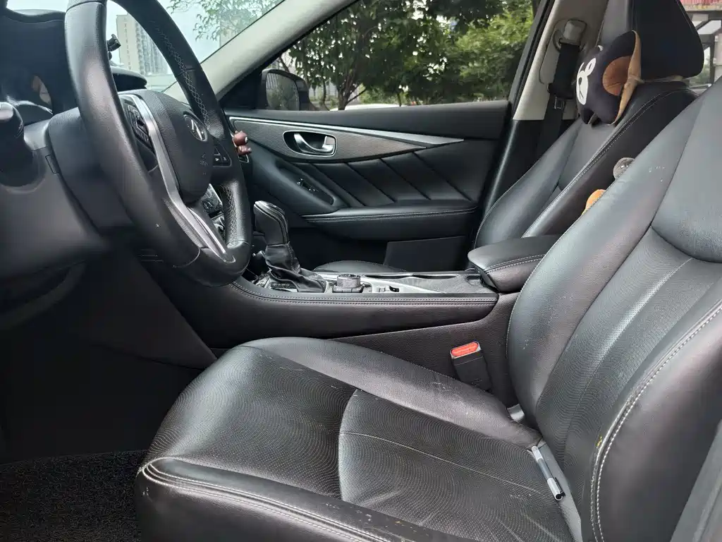 Infiniti Q50L 2018 2.0T VI