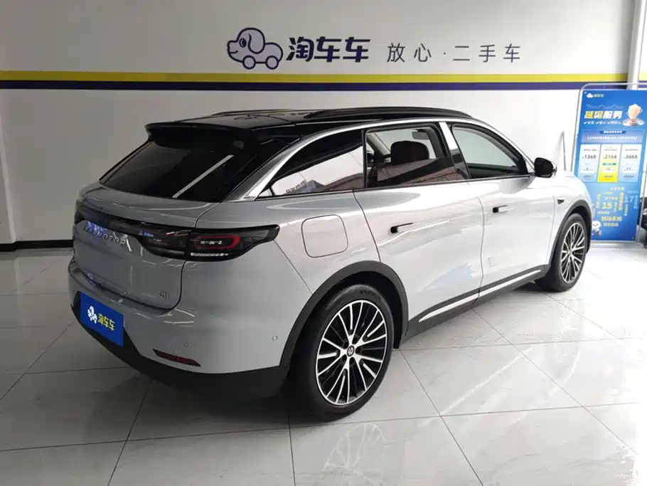 Leapmotor Leapmotor C11 — миниатюра 3