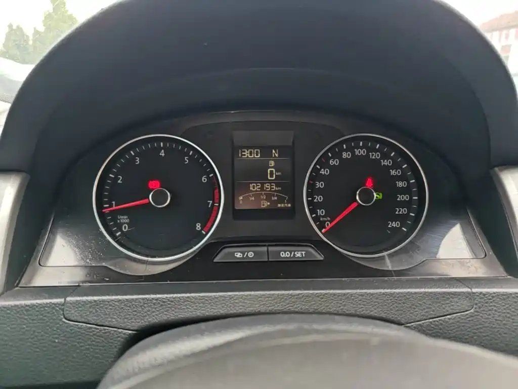 Volkswagen Santana — миниатюра 12
