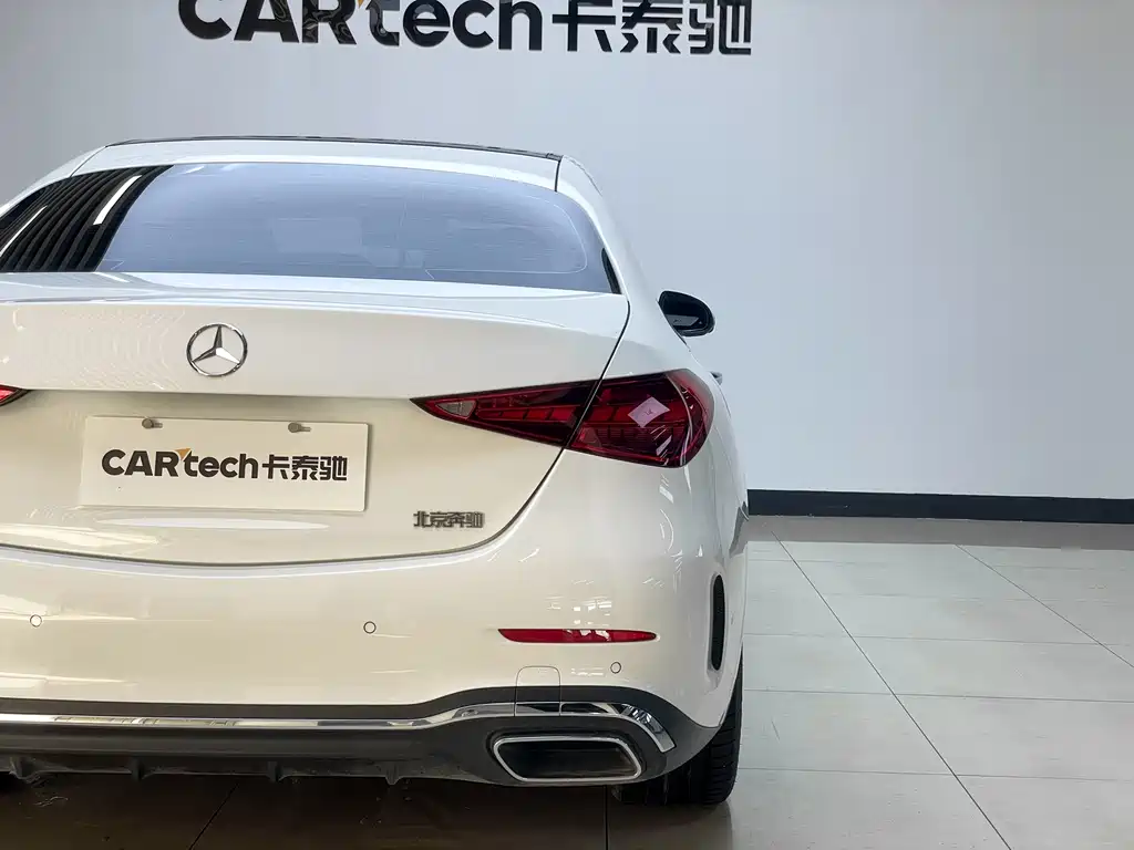 Mercedes-Benz C-Class — миниатюра 8